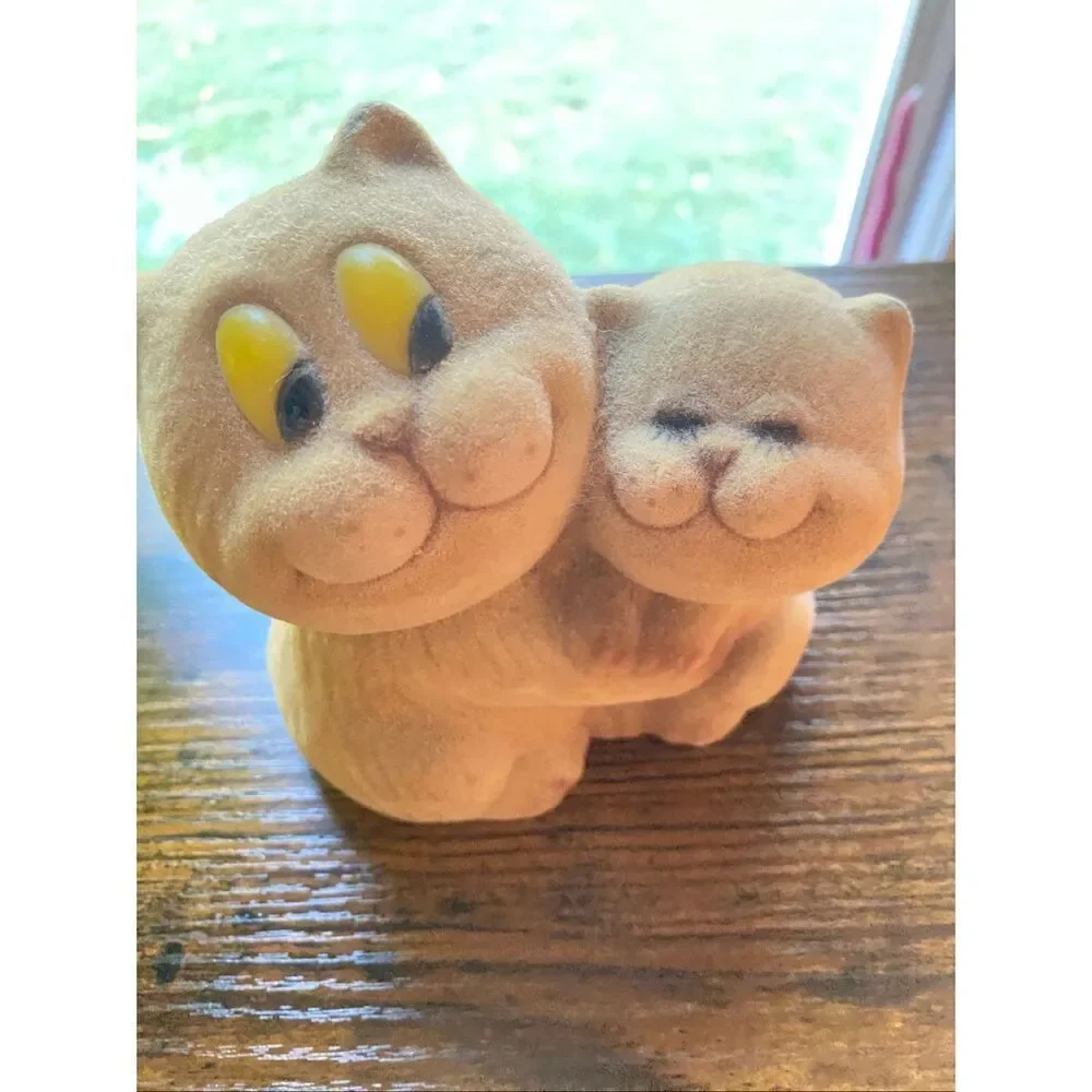 Vintage flocked cats coin bank MCM fuzzy cute vtg decor cat lady